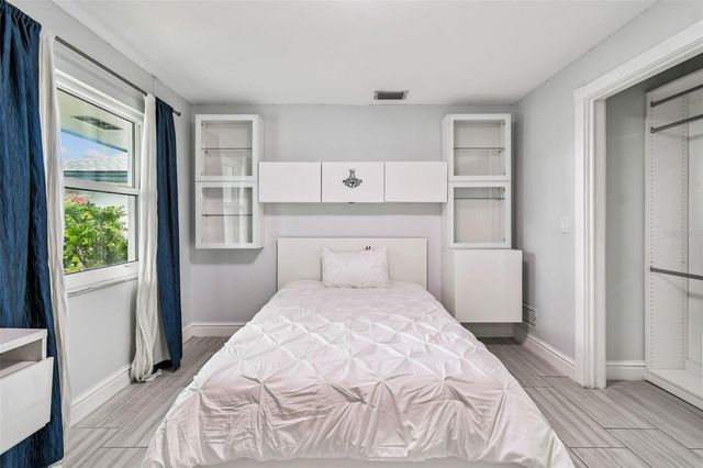 221 HOWARD DRIVE, Belleair Beach, FL 33786