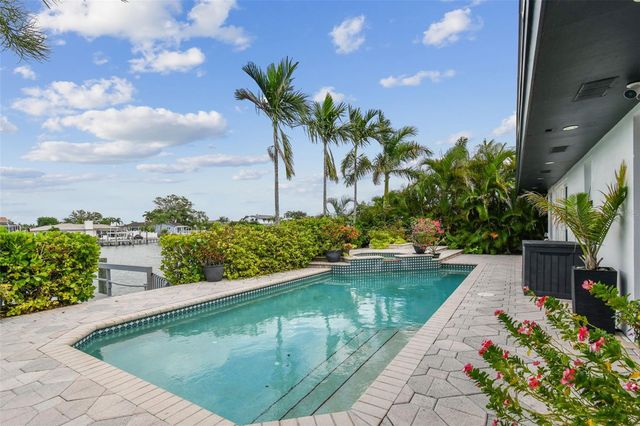 221 HOWARD DRIVE, Belleair Beach, FL 33786