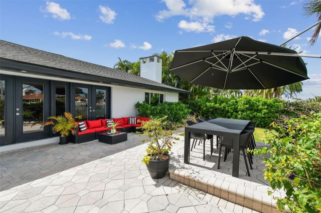 221 HOWARD DRIVE, Belleair Beach, FL 33786