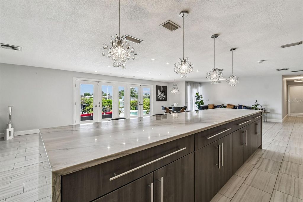 Image 36 of property listing at 221 HOWARD DRIVE, Belleair Beach, FL 33786