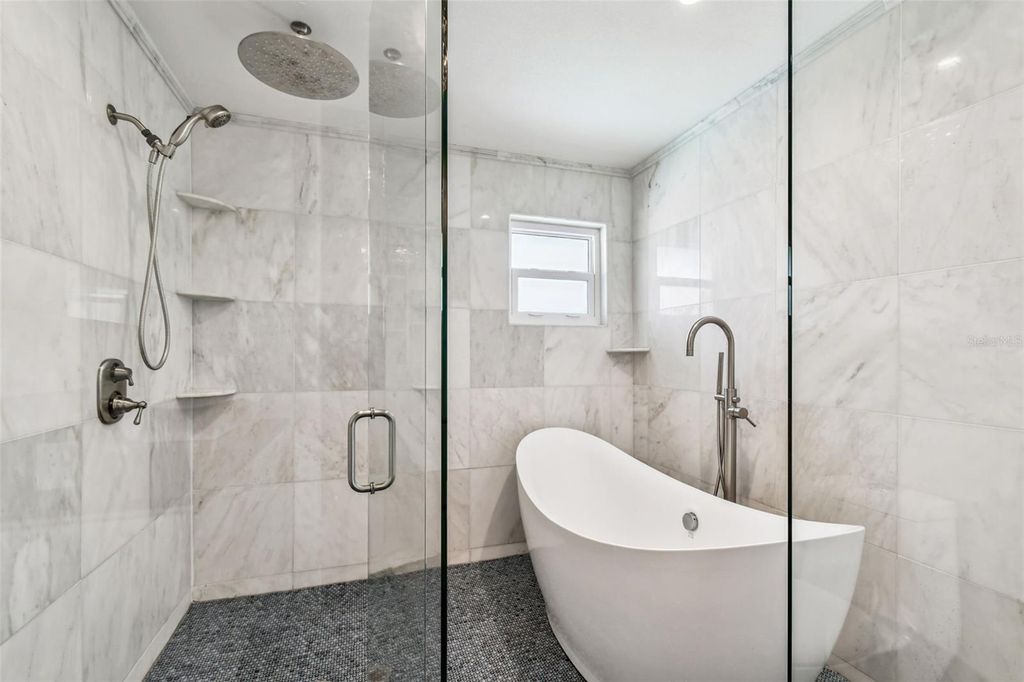 Image 57 of property listing at 221 HOWARD DRIVE, Belleair Beach, FL 33786