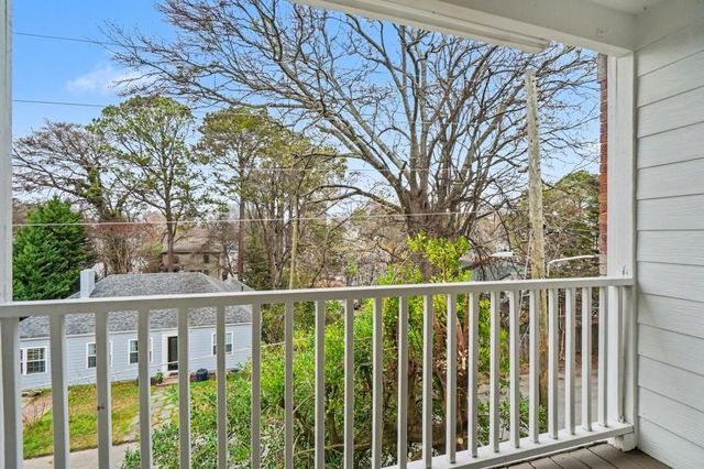 1041 State NW Street 34, Atlanta, GA 30318