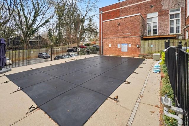 1041 State NW Street 34, Atlanta, GA 30318