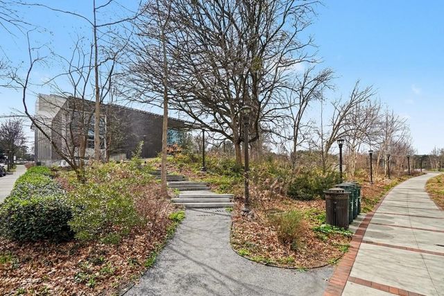 1041 State NW Street 34, Atlanta, GA 30318