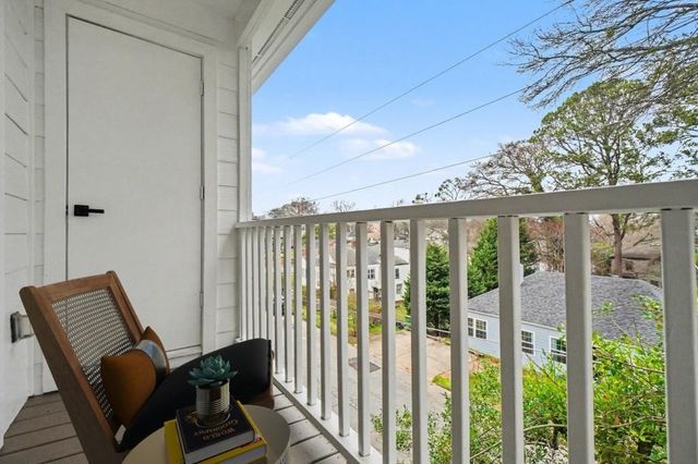 1041 State NW Street 34, Atlanta, GA 30318