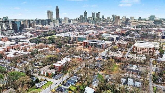 1041 State NW Street 34, Atlanta, GA 30318