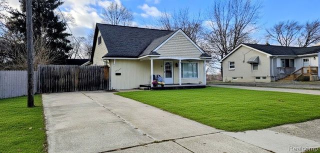 24653 Eureka Avenue, Warren, MI 48091