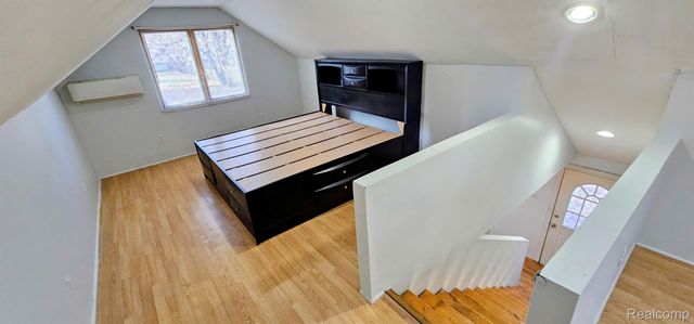 24653 Eureka Avenue, Warren, MI 48091