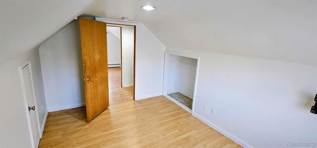 24653 Eureka Avenue, Warren, MI 48091