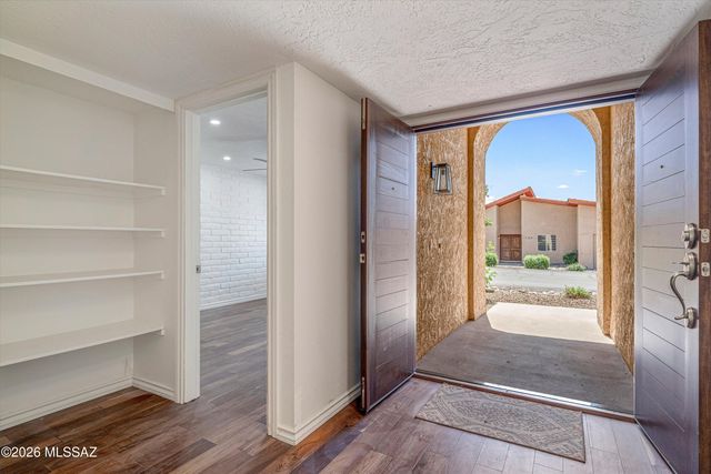 4671 E Camino De Oro, Tucson, AZ 85718