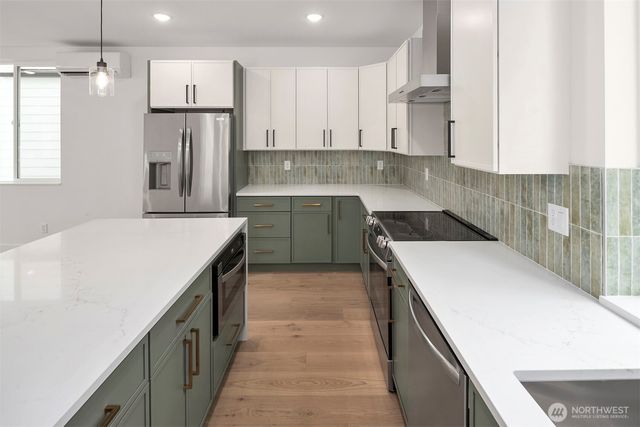 727 18th Avenue, Seattle, WA 98122