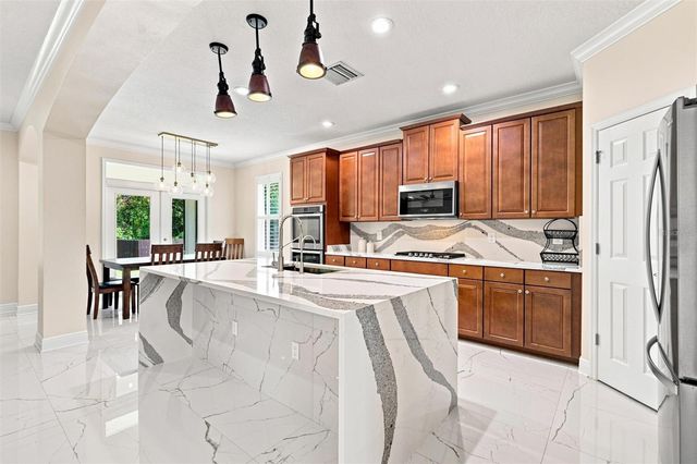 19902 WELLINGTON MANOR BOULEVARD, Lutz, FL 33549
