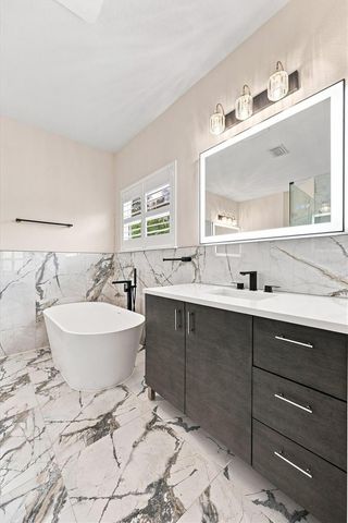 19902 WELLINGTON MANOR BOULEVARD, Lutz, FL 33549