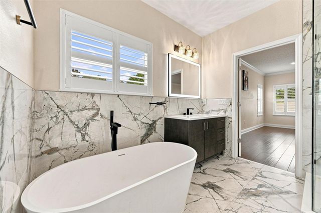 19902 WELLINGTON MANOR BOULEVARD, Lutz, FL 33549