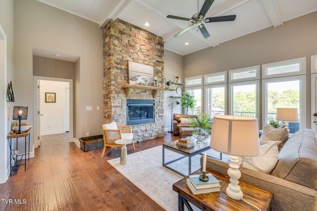 134 Mcafee Bluff, Johnson City, TN 37615