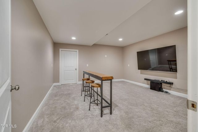 134 Mcafee Bluff, Johnson City, TN 37615