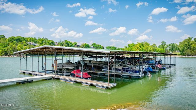 134 Mcafee Bluff, Johnson City, TN 37615