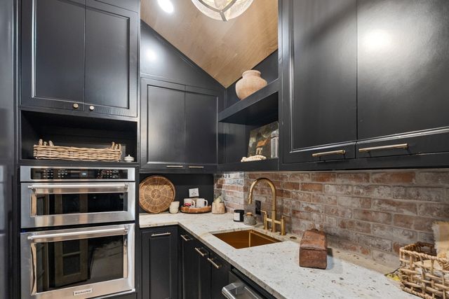 6515 Genstar Lane, Dallas, TX 75252