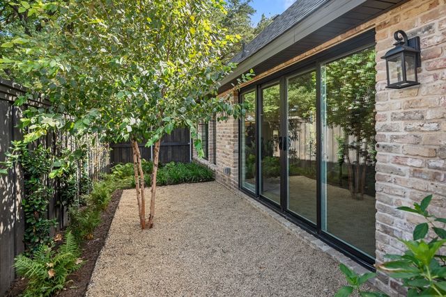 6515 Genstar Lane, Dallas, TX 75252