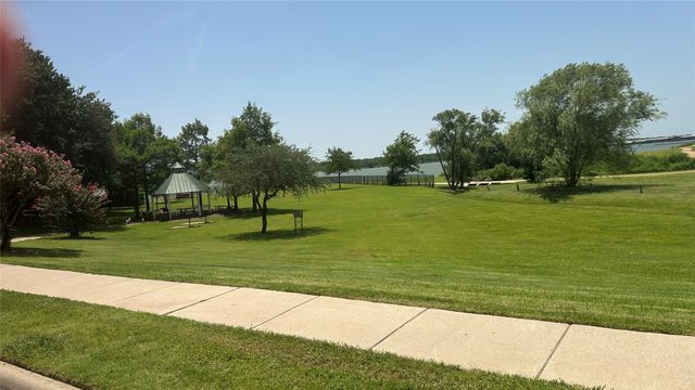 5900 Avocet Way, The Colony, TX 75056