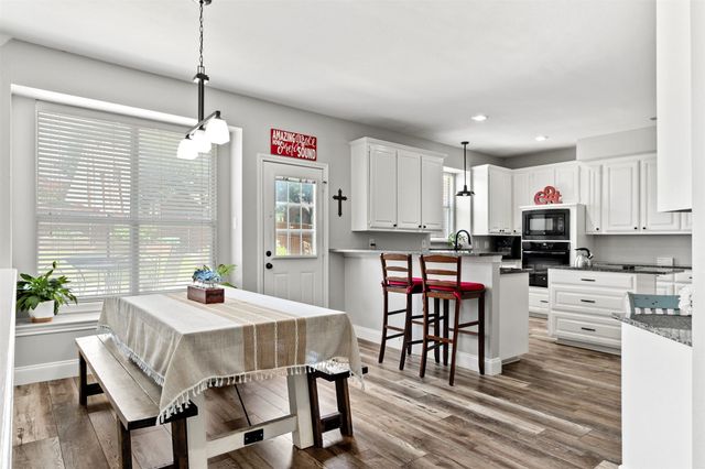 5900 Avocet Way, The Colony, TX 75056