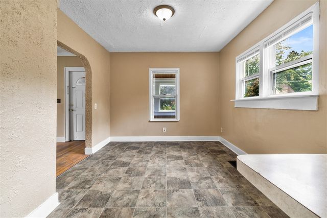 1047 Eastern Avenue, Grand Rapids, MI 49503