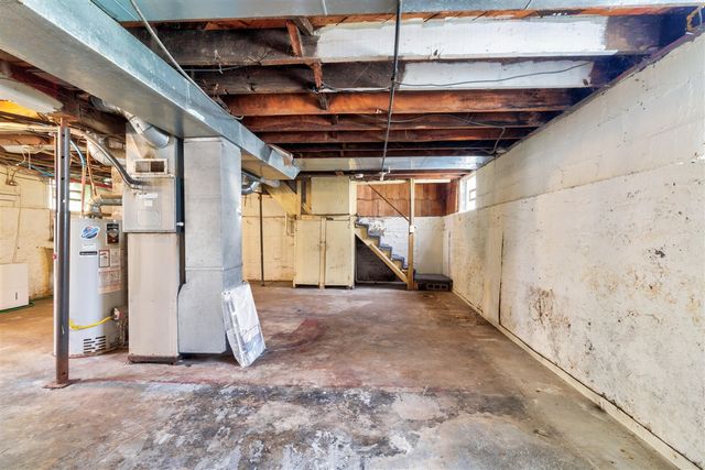 1047 Eastern Avenue, Grand Rapids, MI 49503