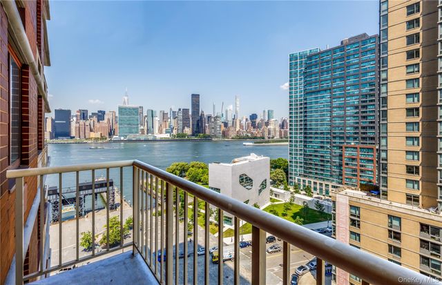 4-74 48Th Avenue 15C, Long Island City, NY 11109