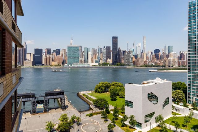 4-74 48Th Avenue 15C, Long Island City, NY 11109