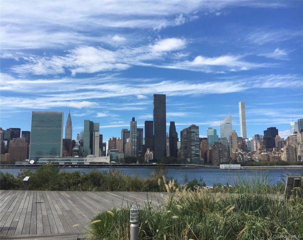 4-74 48Th Avenue 15C, Long Island City, NY 11109