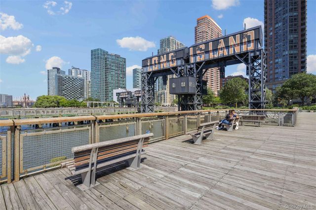 4-74 48Th Avenue 15C, Long Island City, NY 11109
