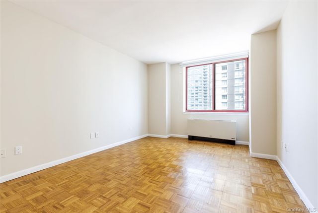 4-74 48Th Avenue 15C, Long Island City, NY 11109