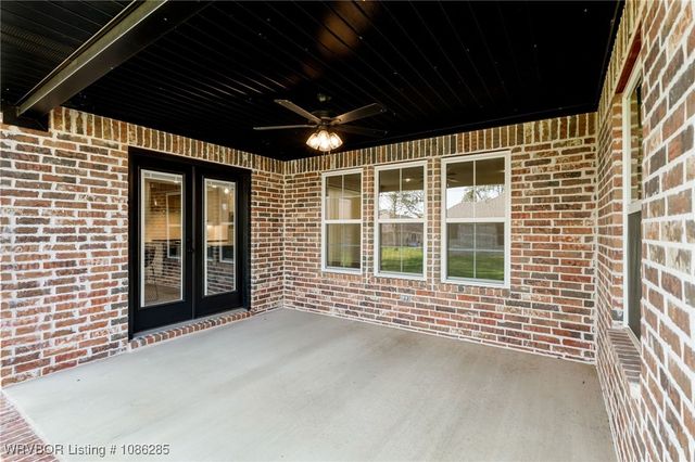 8301 McLaren Drive, Fort Smith, AR 72916