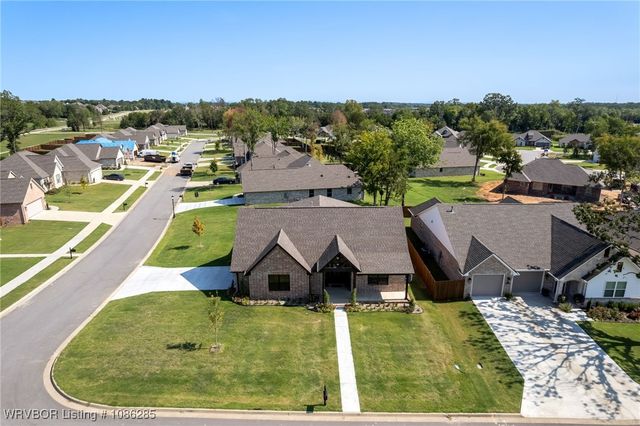 8301 McLaren Drive, Fort Smith, AR 72916