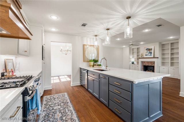 8301 McLaren Drive, Fort Smith, AR 72916