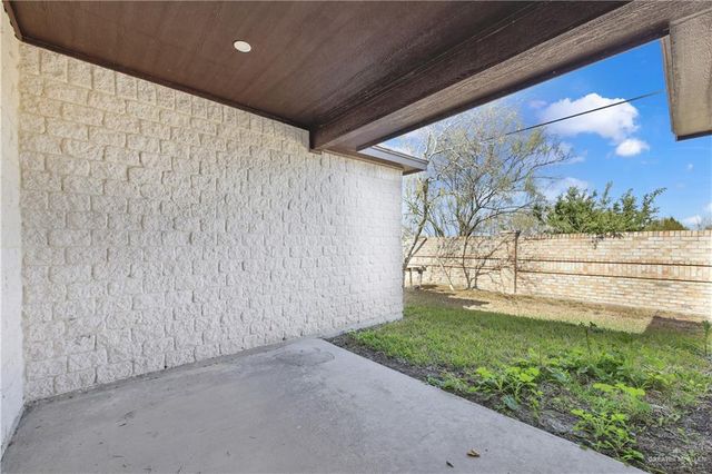 140 Willow Circle, Harlingen, TX 78552