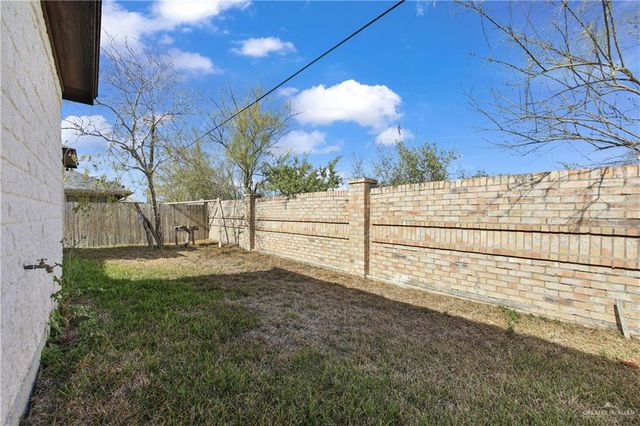 140 Willow Circle, Harlingen, TX 78552