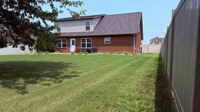 2409 Auldridge Dr, Christiana, TN 37037