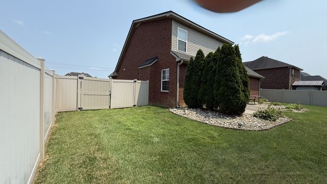 2409 Auldridge Dr, Christiana, TN 37037