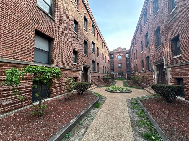 929 W Sunnyside Avenue 3S, Chicago, IL 60640