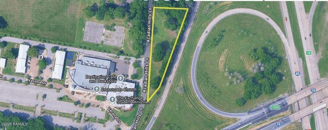 400 Acadian Hills Lane, Lafayette, LA 70507