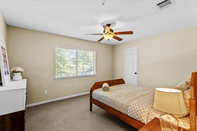 10116 Pinehurst DR, Austin, TX 78747