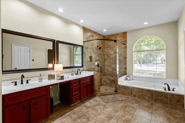 10116 Pinehurst DR, Austin, TX 78747