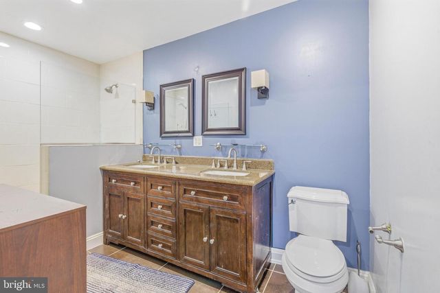 903 OLD FORGE RD, Oxford, PA 19363