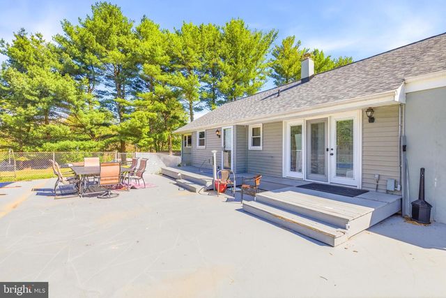 903 OLD FORGE RD, Oxford, PA 19363