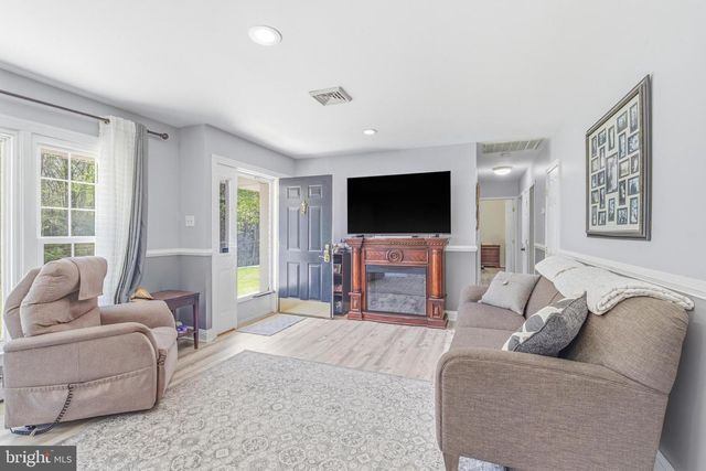 903 OLD FORGE RD, Oxford, PA 19363