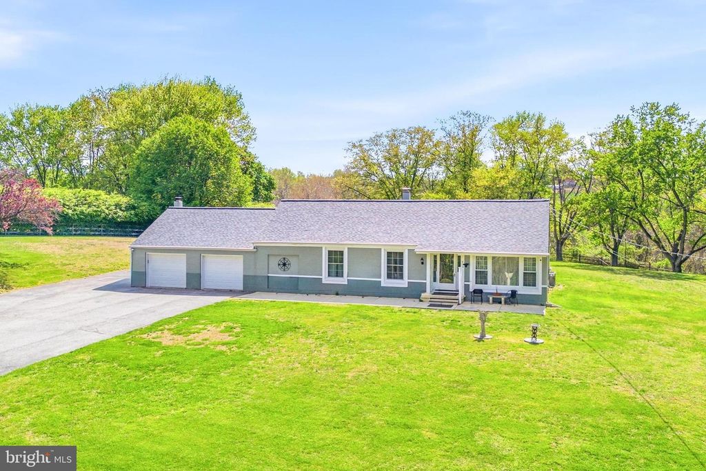 903 OLD FORGE RD, Oxford, PA 19363