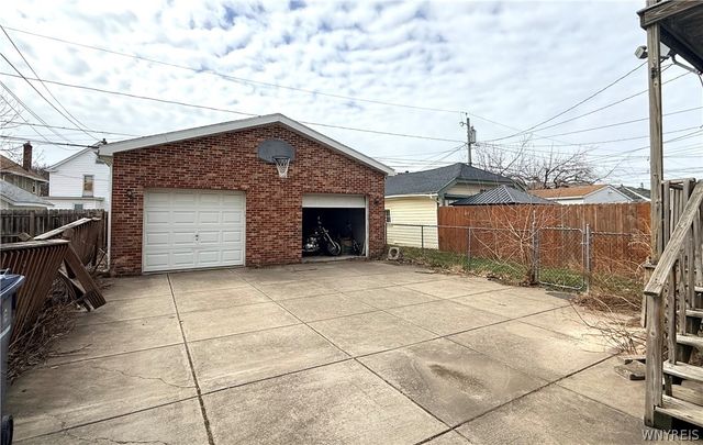 46 Cunard Road, Buffalo, NY 14216