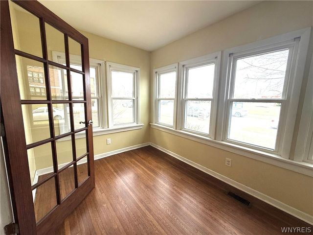 46 Cunard Road, Buffalo, NY 14216