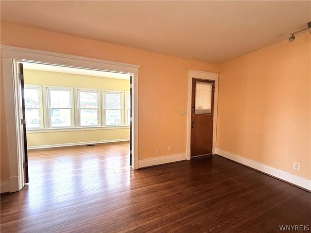 46 Cunard Road, Buffalo, NY 14216